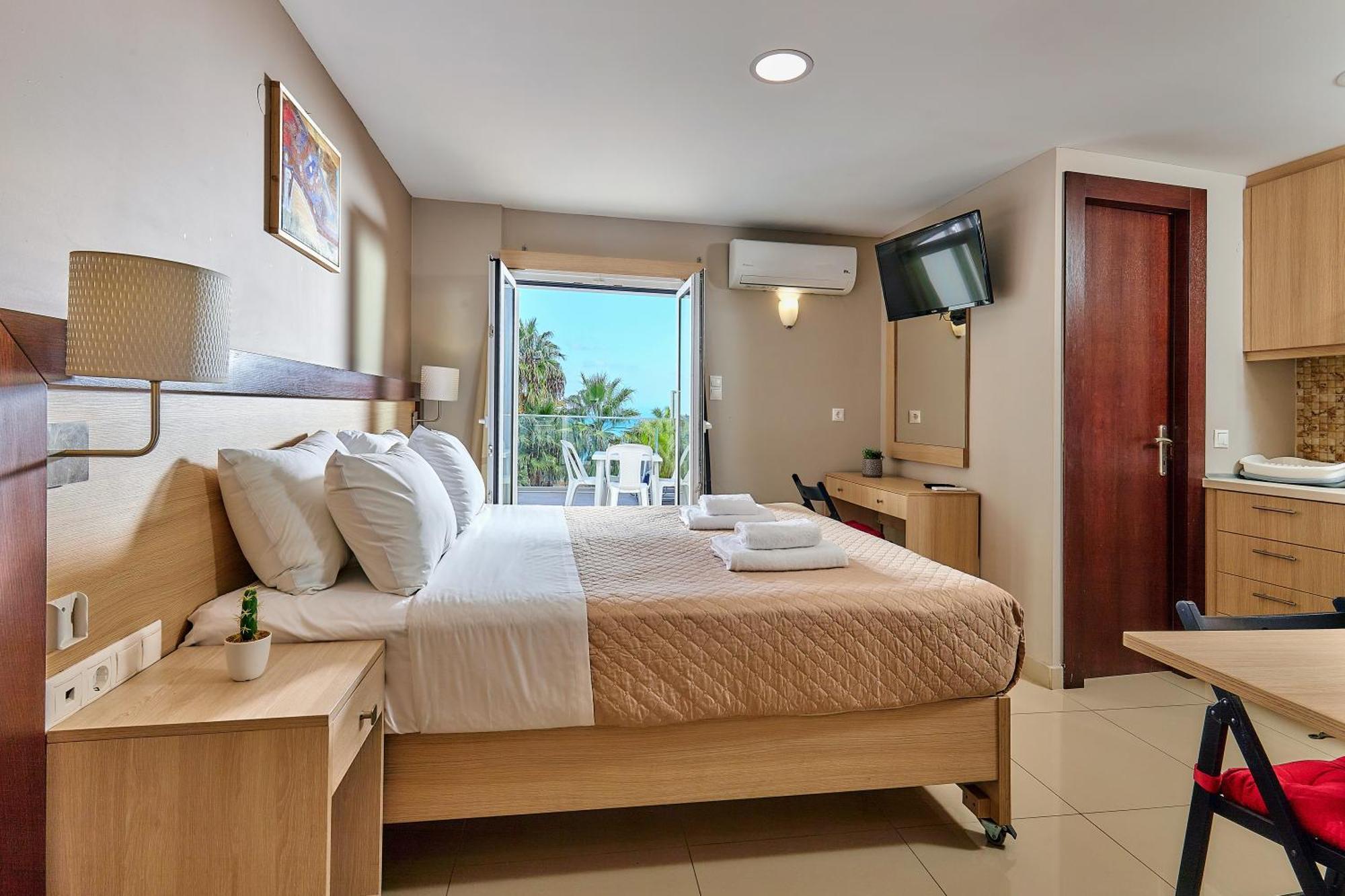 Dorian Boutique Hotel-Apartments แอร์ซอนิสซอส ภายนอก รูปภาพ
