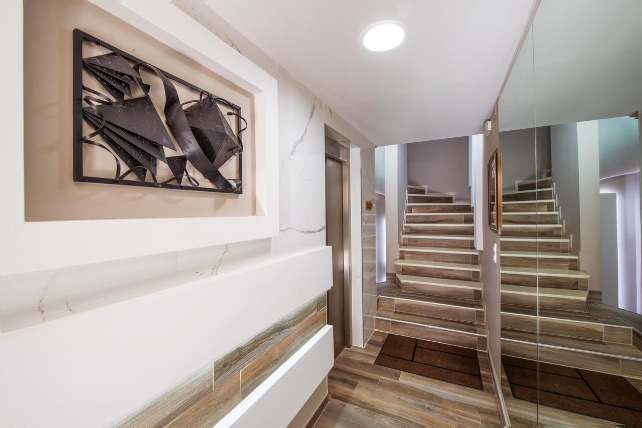 Dorian Boutique Hotel-Apartments แอร์ซอนิสซอส ภายนอก รูปภาพ